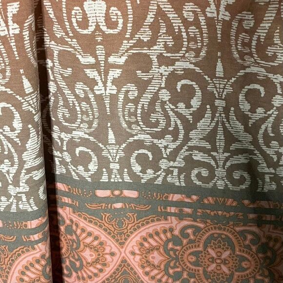 Dakini Taupe and Peach Ikat Print Long Sleeved Dress Size Large - Picture 3 of 6